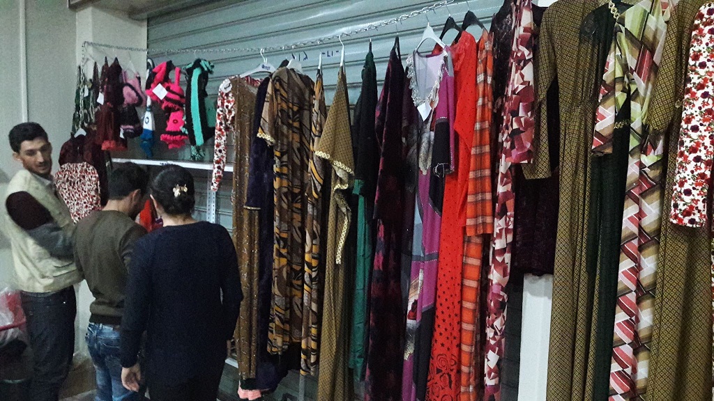 W Khanke powstał sklep z ubraniami tworzonymi przez kobiety wyzwolone z rąk terrorystów